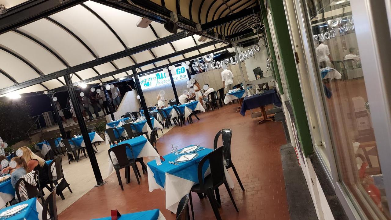Albergo La Lampara Deiva Marina Bagian luar foto