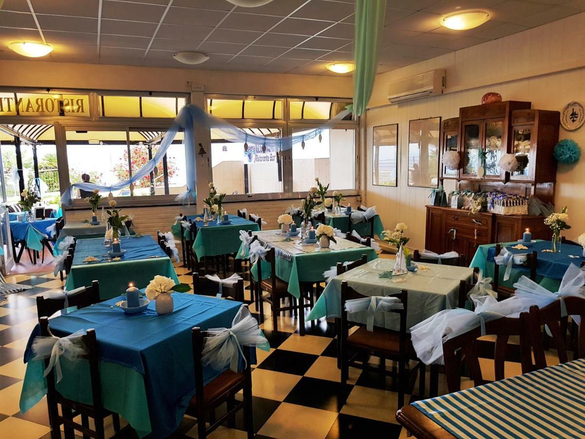 Albergo La Lampara Deiva Marina Bagian luar foto